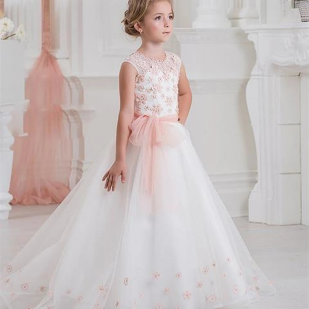 Luxury Flowers Girls Dresses For Wedding with Pearl Girls Pageant Gowns Sweep Train Custom Made Birthday Party Customes
Luxury Flowers Girls Dresses For Wedding with Pearl Girls Pageant Gowns Sweep Train Custom Made Birthday Party Customes