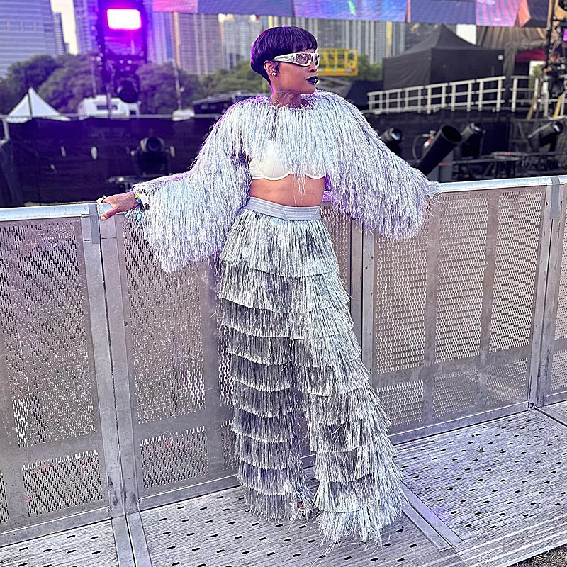 2023 Shining Goth Clothes Vintage Y2k Two Piece Set Streetwear Long Sleeve Silver Tassel Top and Long Pants Performance Clothes
2023 Shining Goth Clothes Vintage Y2k Two Piece Set Streetwear Long Sleeve Silver Tassel Top and Long Pants Performance Clothes