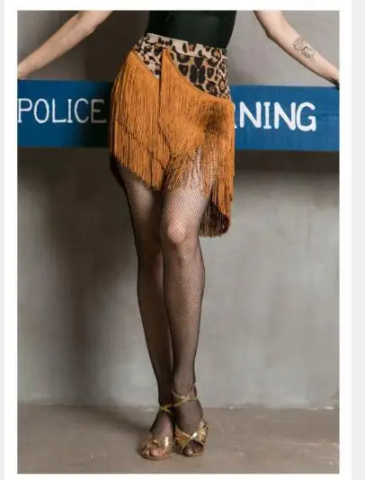 1pcs/lot latin dance skirt sexy women dancing costume Samba Tango tassels skirt
1pcs/lot latin dance skirt sexy women dancing costume Samba Tango tassels skirt