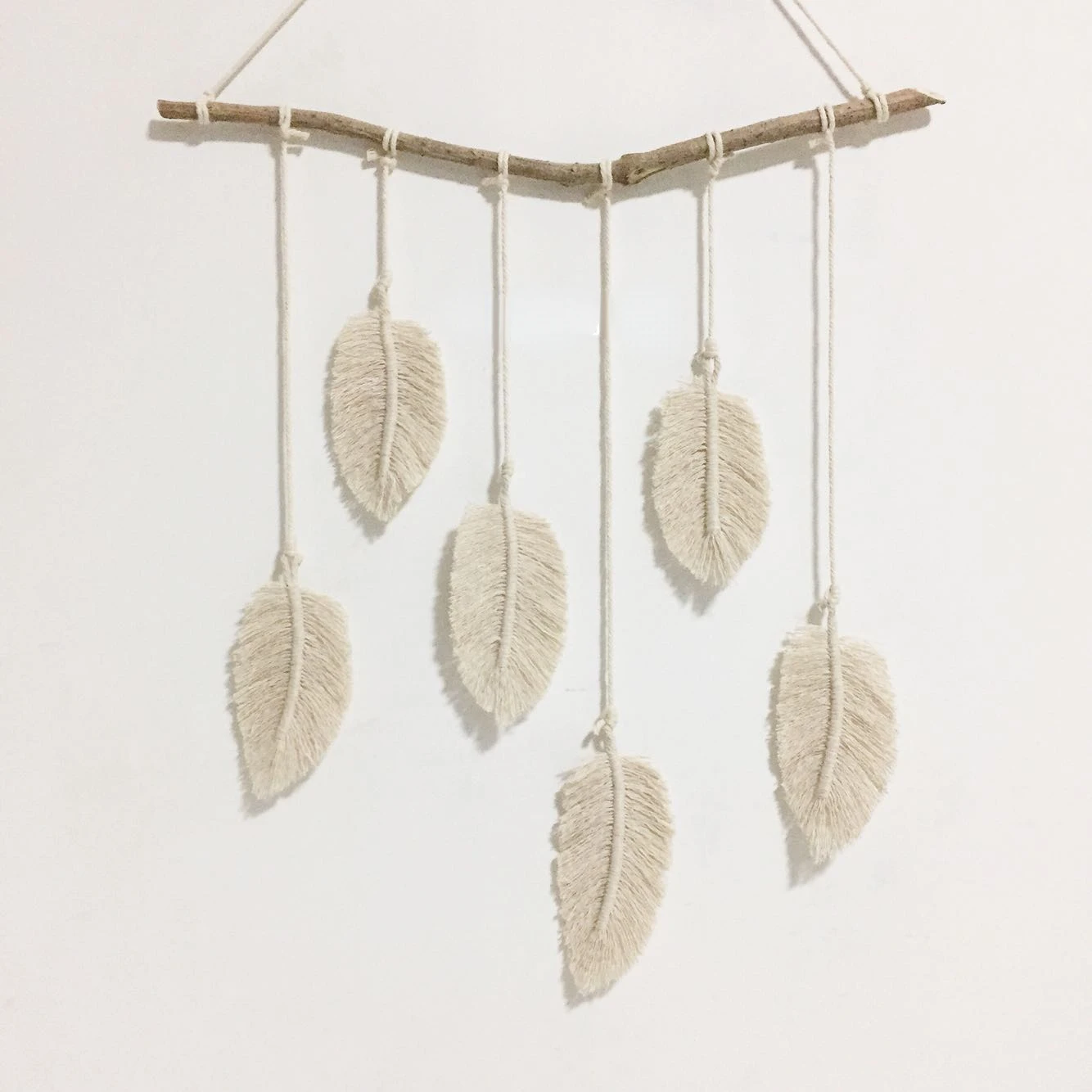 Macrame Tassel Hand-woven Leaf Wall Hanging Tapestry Mandala Home Living Room Decoration Mexican Home Decoration
Macrame Tassel Hand-woven Leaf Wall Hanging Tapestry Mandala Home Living Room Decoration Mexican Home Decoration