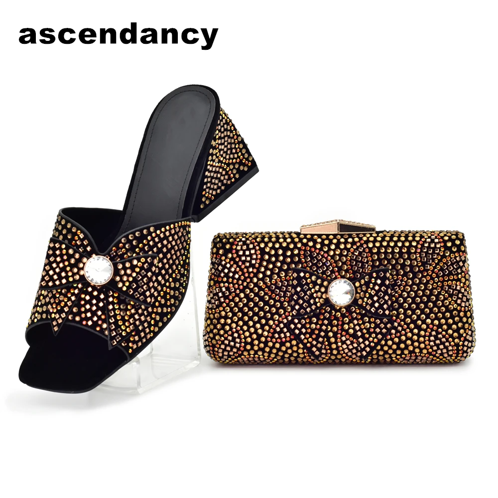 Nigerian Lady Shoes and Bag Wedding Rhinestone Pumps Africa Shoe and Bags Set for Party Plus Size Heels 43 Ladies Shoes Heels
Nigerian Lady Shoes and Bag Wedding Rhinestone Pumps Africa Shoe and Bags Set for Party Plus Size Heels 43 Ladies Shoes Heels