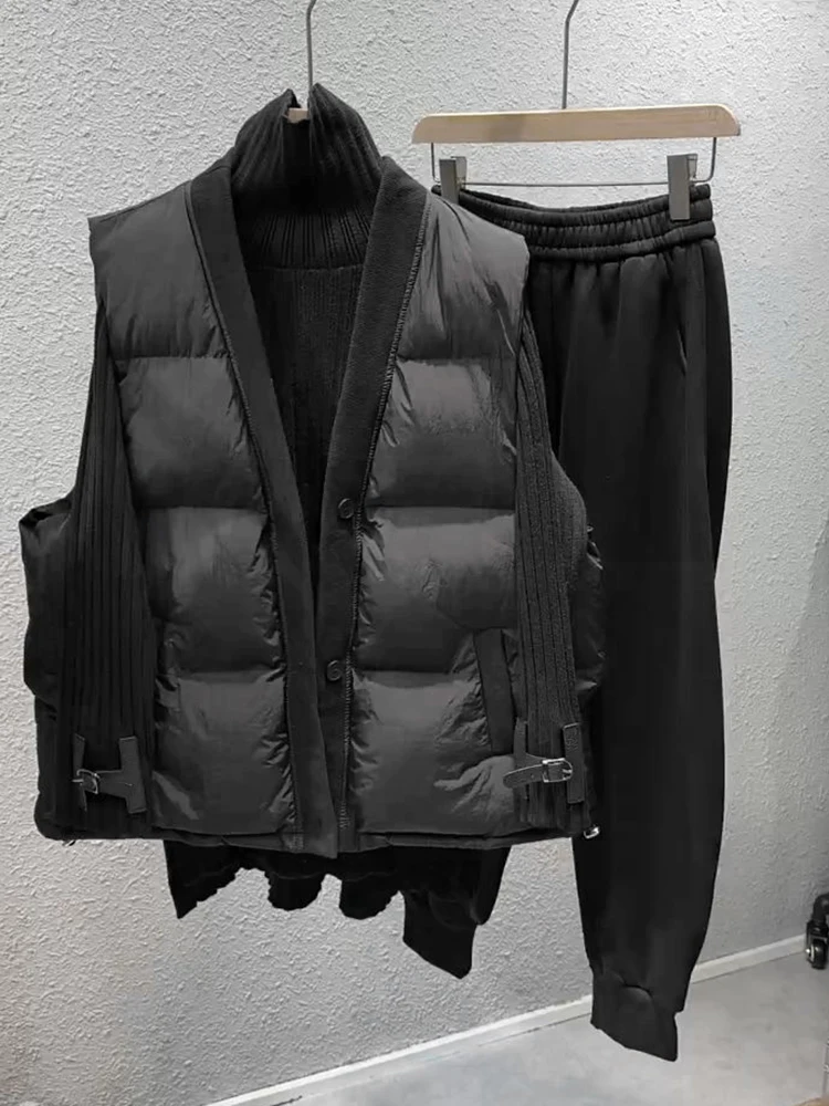 2024 Oversized Down Vest Women Autumn Winter Casual Sleeveless Jackets Female Korean Fashion V Neck Loose Button Waistcoats
2024 Oversized Down Vest Women Autumn Winter Casual Sleeveless Jackets Female Korean Fashion V Neck Loose Button Waistcoats