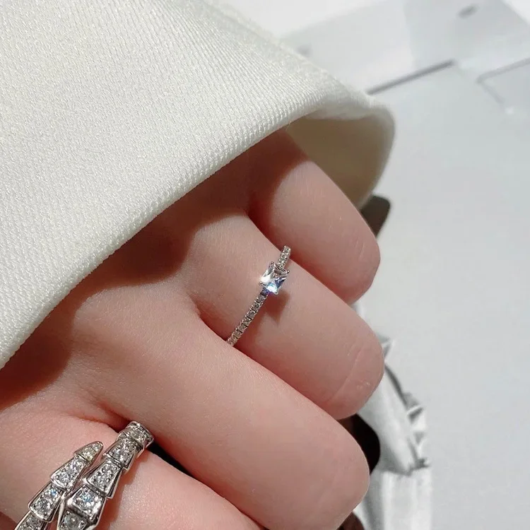 Solid S925 Silver Sterling Silver Rectangle Diamond Ring for Women 100% 925 Sterling Silver 925 Jewelry Wedding Bands Anel Rings
Solid S925 Silver Sterling Silver Rectangle Diamond Ring for Women 100% 925 Sterling Silver 925 Jewelry Wedding Bands Anel Rings