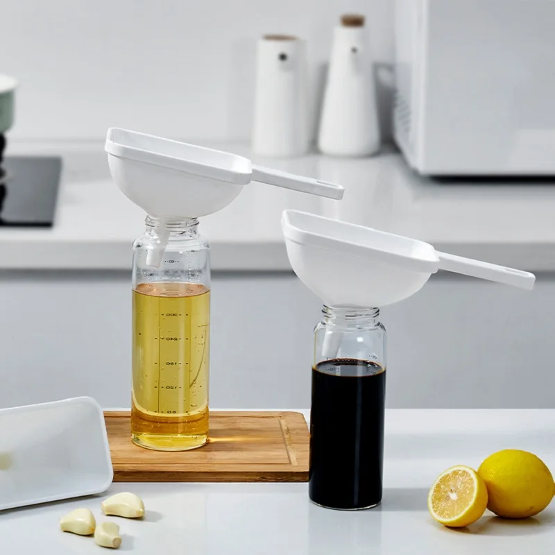 Funnel Liquid Filling Dispensing Filteroil Spices Jam Salad Canned Kitchen Funnel Rectangle Dispenser with Handle Kitchen Gadget
Funnel Liquid Filling Dispensing Filteroil Spices Jam Salad Canned Kitchen Funnel Rectangle Dispenser with Handle Kitchen Gadget