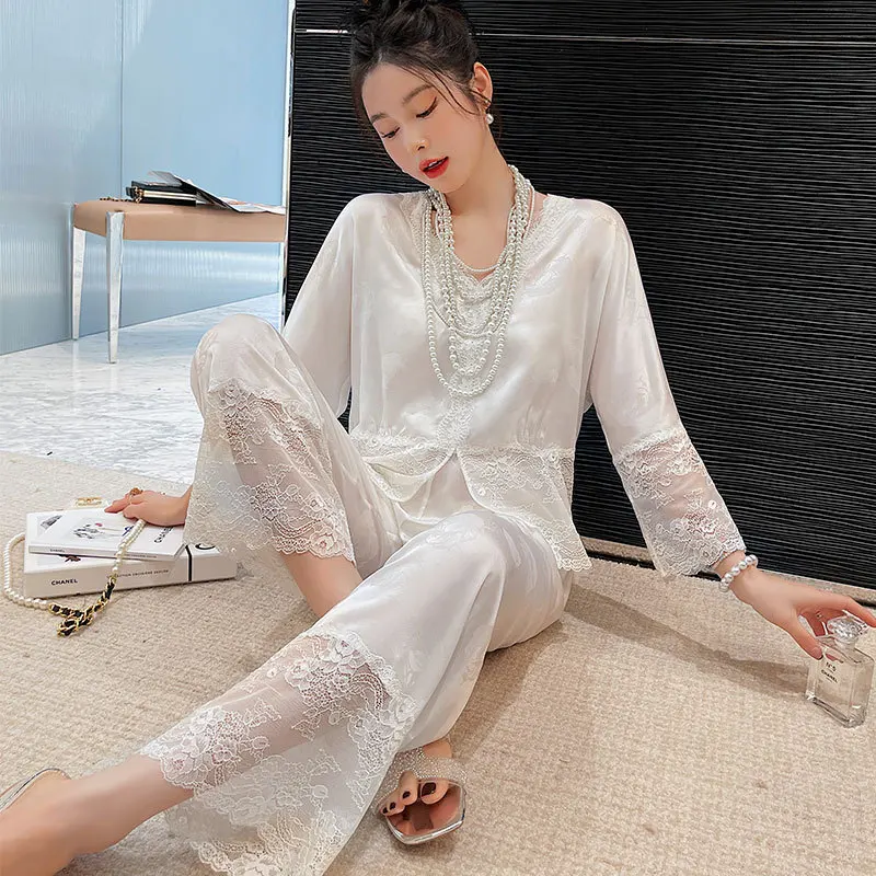 Summer Autumn Sexy Lace Patchwork Jacquard Satin Long Sleeve Shirt Pants 2Pcs Women Sleepwear Homewear Female Pajamas Set
Summer Autumn Sexy Lace Patchwork Jacquard Satin Long Sleeve Shirt Pants 2Pcs Women Sleepwear Homewear Female Pajamas Set