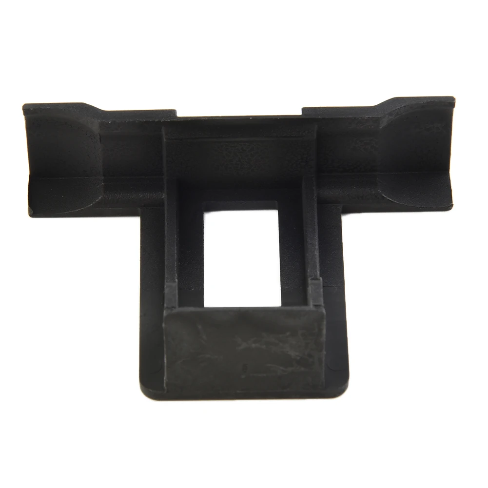 Parts Mud Removal Clip Solar Panel Water Drain Diversion Clip Black Long-term Outdoor Use Accessories High Quality
Parts Mud Removal Clip Solar Panel Water Drain Diversion Clip Black Long-term Outdoor Use Accessories High Quality