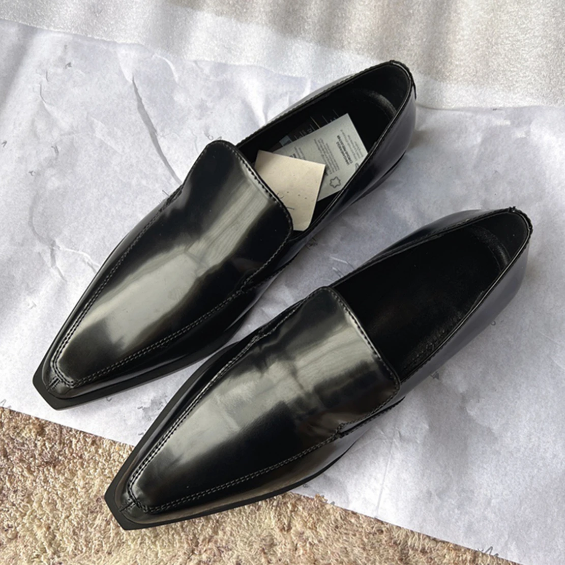 Elmsk England Style Fashion Urban Genuine Leather Shoes Black Shoes Women Pointed Business Leather
Elmsk England Style Fashion Urban Genuine Leather Shoes Black Shoes Women Pointed Business Leather