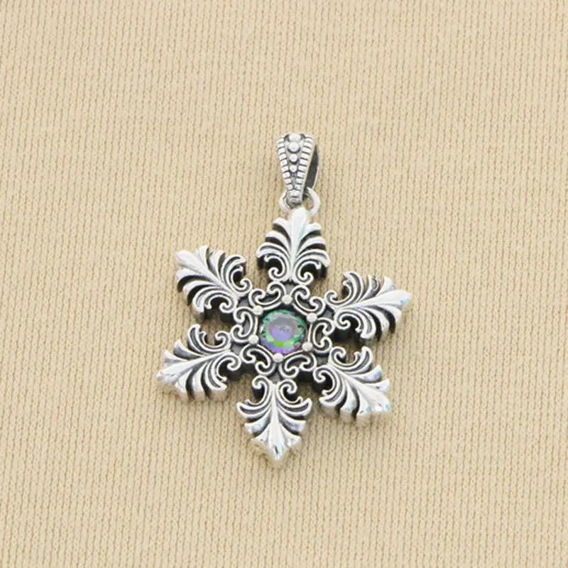 

S925 sterling silver sparkling diamond snowflake necklace pendant with a niche design sense, trendy women's collarbone chain, li