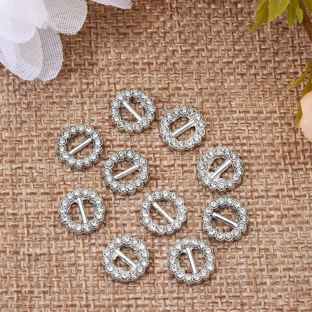 4 colors Stuffed Toys Diy Dolls Buckles Tri-glide Diamond Buckle Doll Bags Accessories Round/Square Belt Buttons
4 colors Stuffed Toys Diy Dolls Buckles Tri-glide Diamond Buckle Doll Bags Accessories Round/Square Belt Buttons
