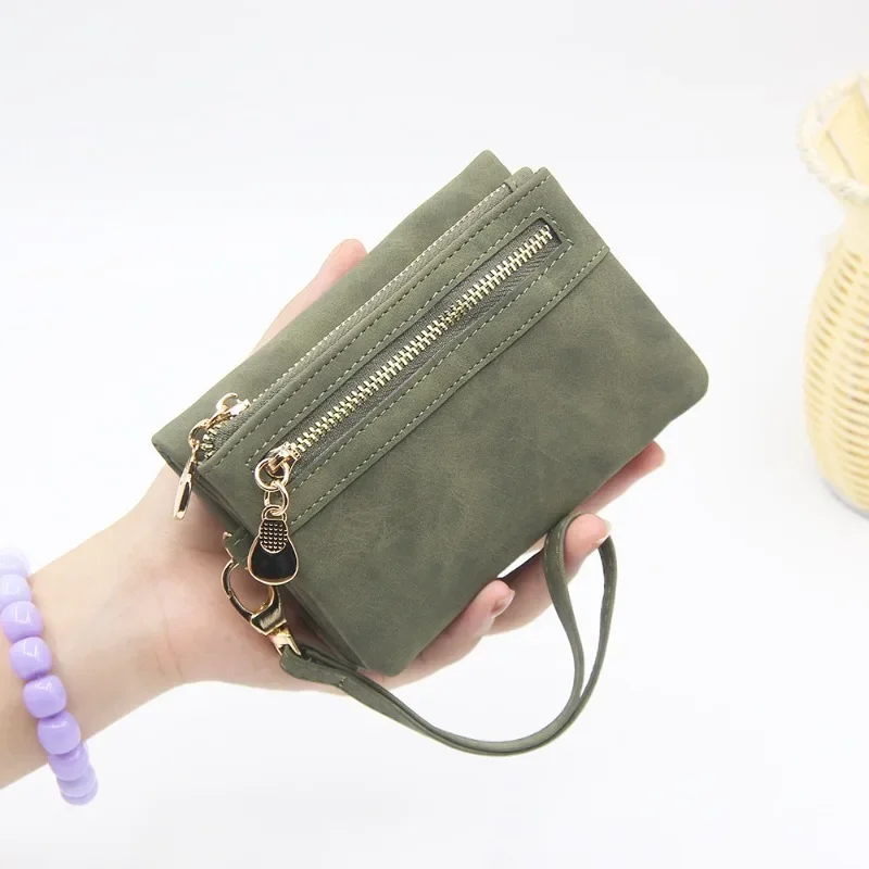 The New Fashion Simple Everything with The Trend Net Celebrity Short Retro Zipper Handbag Multi-function Folding
The New Fashion Simple Everything with The Trend Net Celebrity Short Retro Zipper Handbag Multi-function Folding