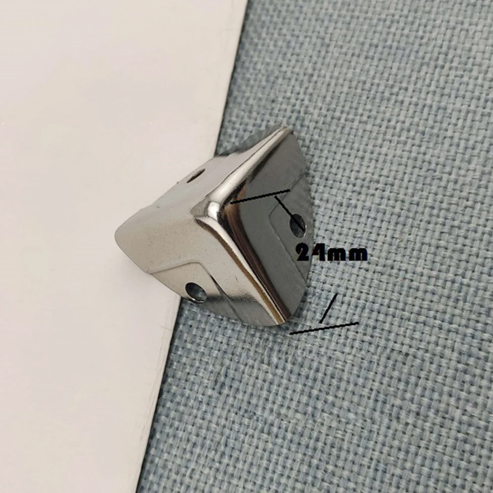 Corner Guard Corner Protect 4/8/12PCS High Quality Iron Cosmetic Cases Flight Cases Parts For Wooden Suitcases
Corner Guard Corner Protect 4/8/12PCS High Quality Iron Cosmetic Cases Flight Cases Parts For Wooden Suitcases