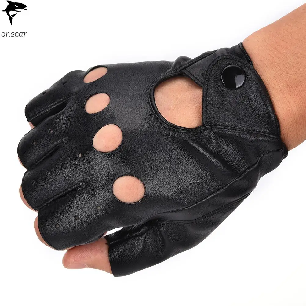 1 Pair Fashion motor Punk Gloves Unisex Black PU Leather Fingerless Gloves Solid Female Half Finger Driving Women Men
1 Pair Fashion motor Punk Gloves Unisex Black PU Leather Fingerless Gloves Solid Female Half Finger Driving Women Men