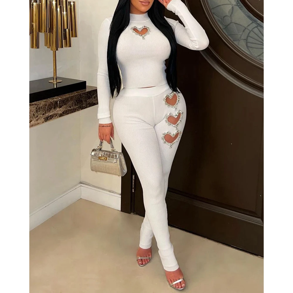 Sexy Women Heart Cutout Rhinestone Design Long Sleeve O-Neck Top & High Waist Pants Set Fashion Lady Two Pieces Sets Outfits
Sexy Women Heart Cutout Rhinestone Design Long Sleeve O-Neck Top & High Waist Pants Set Fashion Lady Two Pieces Sets Outfits