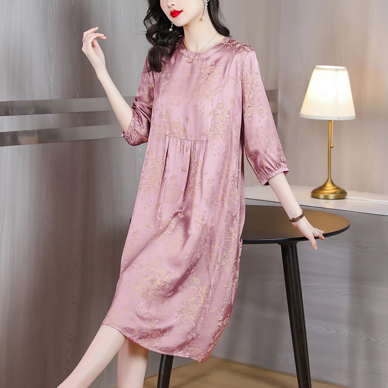 2023 New Fashion Silk Bottom Skirt Autumn Luxury Loose Fit Knee Length Skirt Korean Version Loose Fit Silk Holiday Vestidos
2023 New Fashion Silk Bottom Skirt Autumn Luxury Loose Fit Knee Length Skirt Korean Version Loose Fit Silk Holiday Vestidos