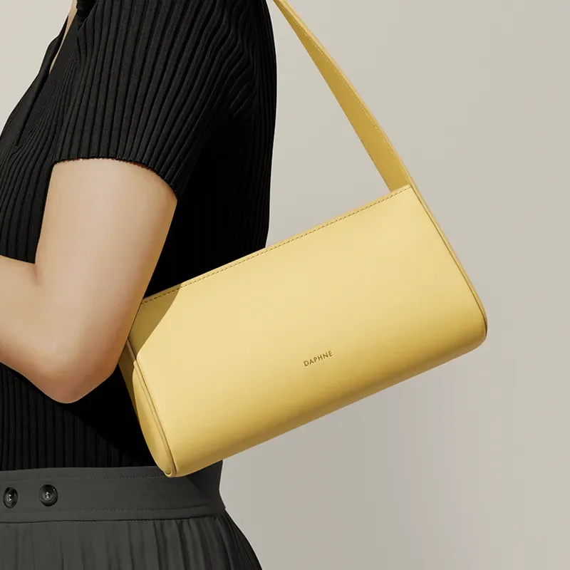 Original New Brand Genuine Leather Women Shoulder Bags Commuter Handbags Designer Soft Quality Tote Purses
Original New Brand Genuine Leather Women Shoulder Bags Commuter Handbags Designer Soft Quality Tote Purses