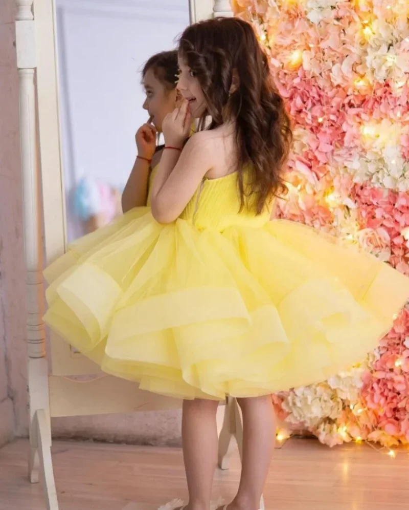 

Желтое Цветочное платье для девочек, свадебное Тюлевое платье без рукавов длиной до колен, платье принцессы для дня рождения, платье для первого причастия, бальные платья
