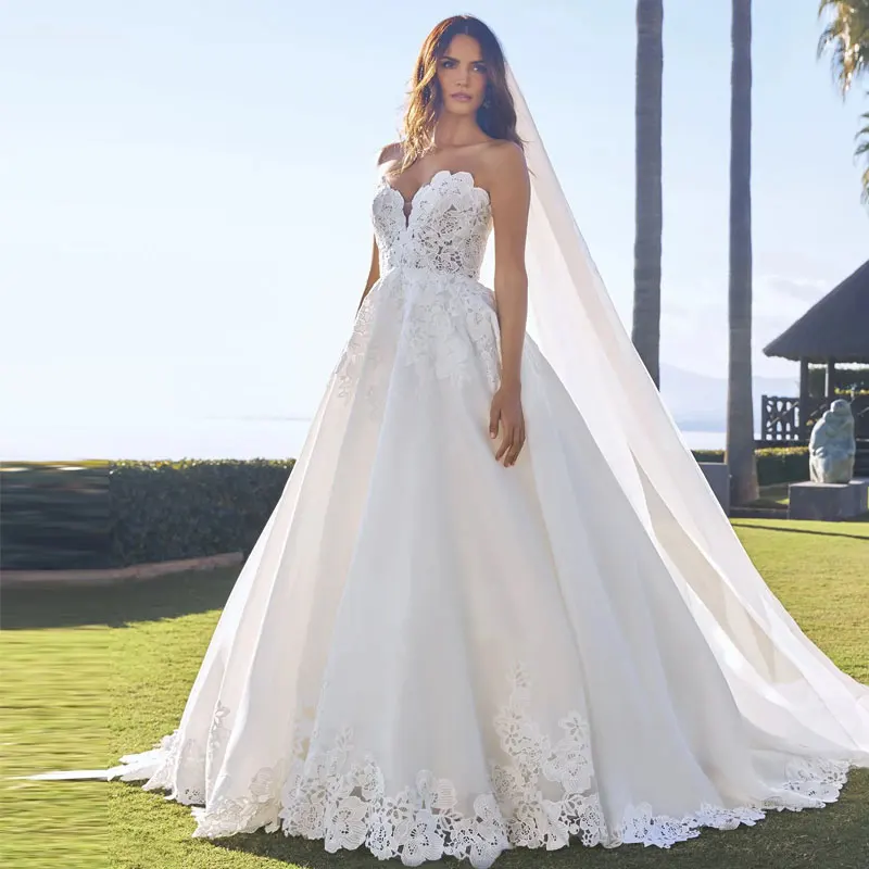 Challoner Luxury Ivory A-line Appliques Wedding Dress Sweetheart Backless Floor-Length Vestido De Novia Bridal Gown Custom Made
Challoner Luxury Ivory A-line Appliques Wedding Dress Sweetheart Backless Floor-Length Vestido De Novia Bridal Gown Custom Made