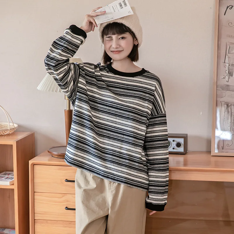 Women Striped Long Sleeve T-Shirt Autumn New Korean Style O-Neck Oversized Loose Casual Tops Tees Female Clothing
Women Striped Long Sleeve T-Shirt Autumn New Korean Style O-Neck Oversized Loose Casual Tops Tees Female Clothing