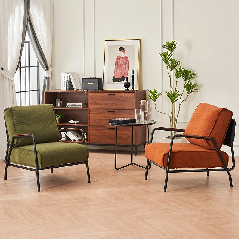Metal Legs Chairs Vintage Neck Support Pillow Italian Design Leather Cover Minimalist Chair Sofa Sandalye Designer Furniture
Metal Legs Chairs Vintage Neck Support Pillow Italian Design Leather Cover Minimalist Chair Sofa Sandalye Designer Furniture