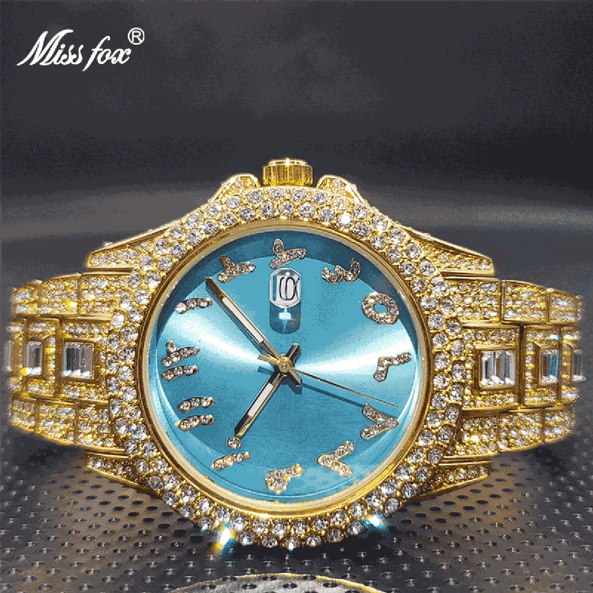 

New Couple Luxury Moissanite Watches For Men Unique Ice Blue Styless Arabic Number Waterpoof Quartz Watches For Women Male New