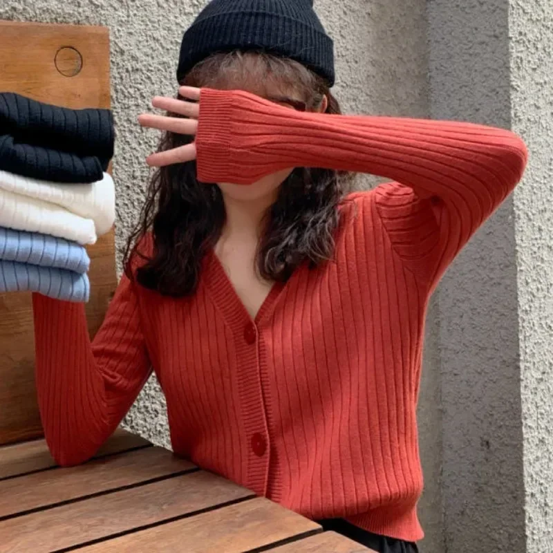 Spring Autumn Korean V-Neck Casual Coat Loose V-neck Sweater Long Sleeve Knitted Warm Cardigan Gentle Coat Short Tops 30018
Spring Autumn Korean V-Neck Casual Coat Loose V-neck Sweater Long Sleeve Knitted Warm Cardigan Gentle Coat Short Tops 30018