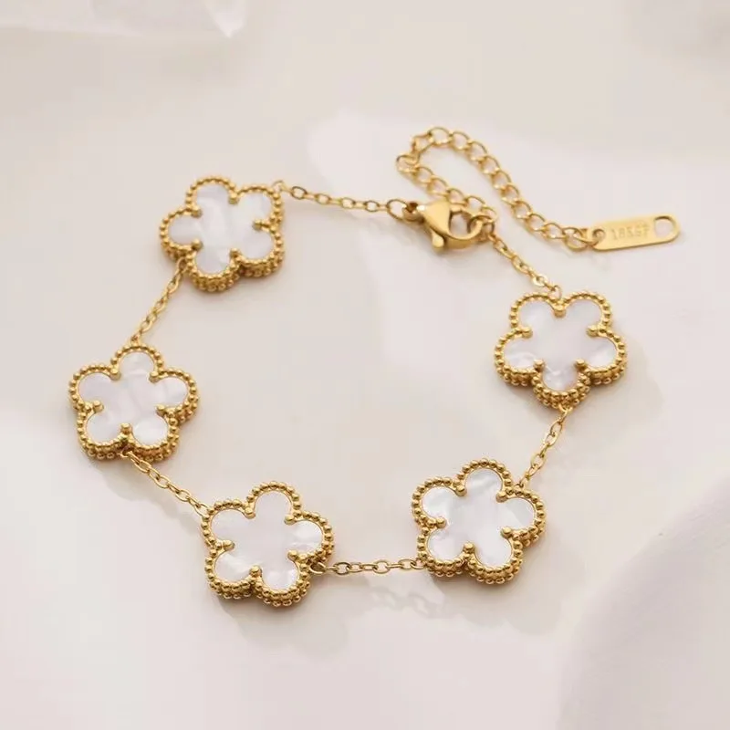 18kLuxury Stainless Steel Bracelet Women Adjustable Five Flower Bracelets for Women Clover New Fashion Jewelry Accessories Gifts
18kLuxury Stainless Steel Bracelet Women Adjustable Five Flower Bracelets for Women Clover New Fashion Jewelry Accessories Gifts