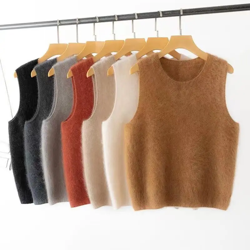 Sleeveless Knitted Vest V-neck Sweater Vest Women's Autumn New Korean Version Simple and Loose Inner and Outer Tank Top
Sleeveless Knitted Vest V-neck Sweater Vest Women's Autumn New Korean Version Simple and Loose Inner and Outer Tank Top