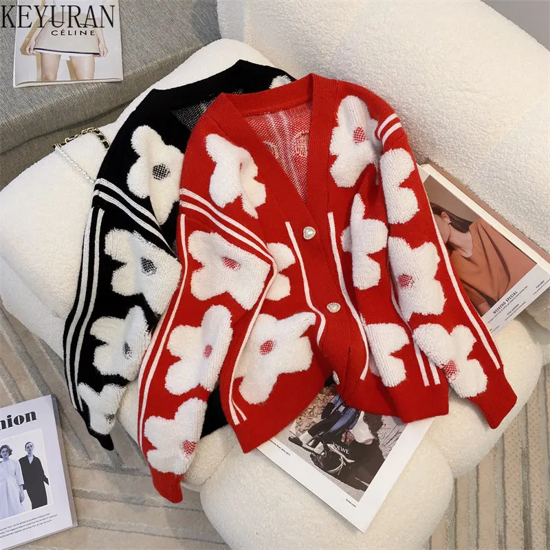 Женский трикотажный кардиган с V-образным вырезом и длинным рукавом
Женский трикотажный кардиган с V-образным вырезом и длинным рукавом