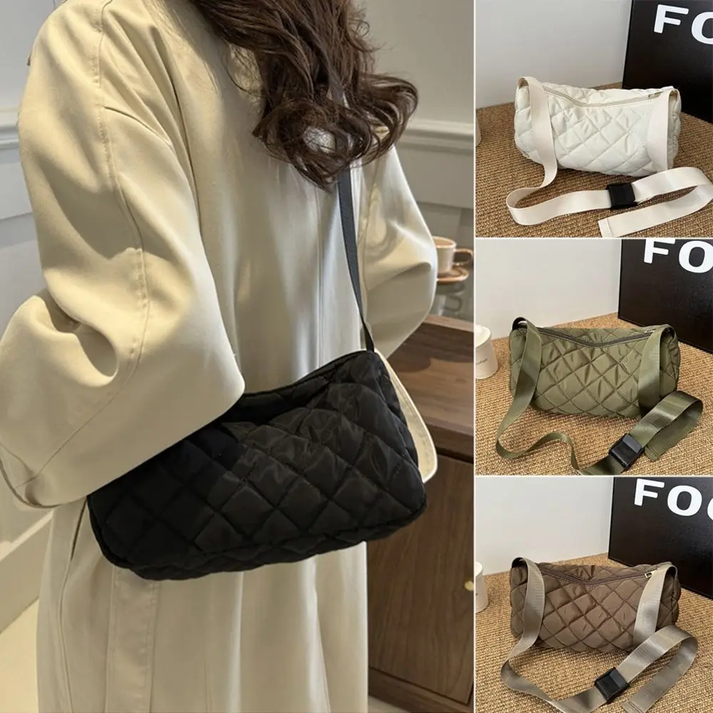 Down Cotton Padded Quilted Shoulder Bags Fashion Solid Color Messenger Bag Handbags Women Girls
Down Cotton Padded Quilted Shoulder Bags Fashion Solid Color Messenger Bag Handbags Women Girls