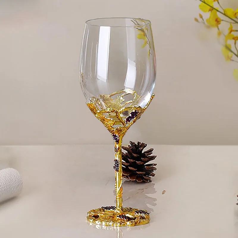 Luxury Crystal Cups Whiskey Glasses Creative Cocktail Goblet Glass Vintage French Goblet Cup Party Handmade Red Wine Glass Home
Luxury Crystal Cups Whiskey Glasses Creative Cocktail Goblet Glass Vintage French Goblet Cup Party Handmade Red Wine Glass Home