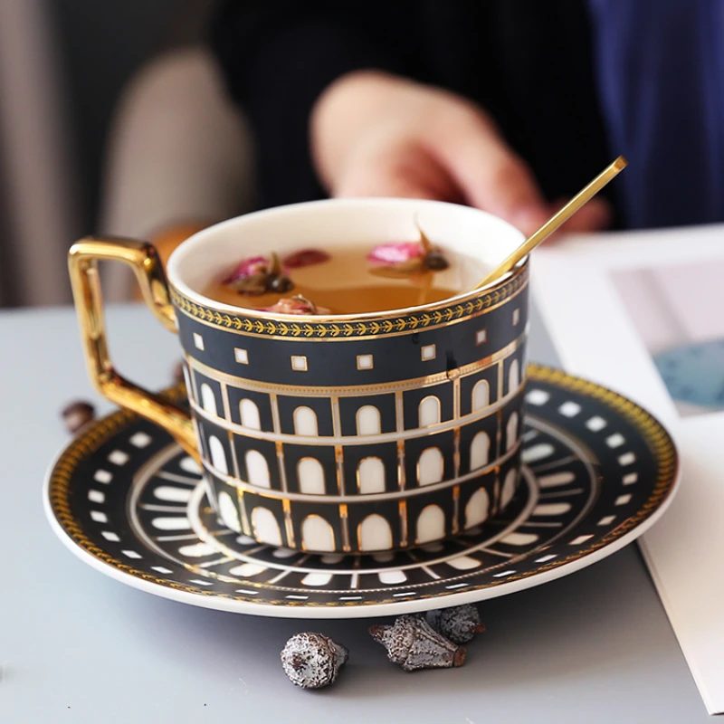

European Ceramic Coffee Cup British Luxury Dish Set Home Afternoon Tea Cup with Spoon Espresso Cups Tazas Coffee Mug Tableware