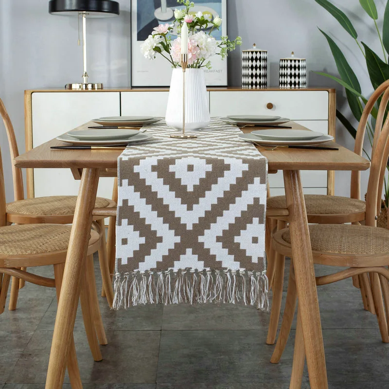 Plaid Table Runners Modern Black White Dinning Table Runner for Wedding Party Home Decorations Linen Coffee Table Cloth
Plaid Table Runners Modern Black White Dinning Table Runner for Wedding Party Home Decorations Linen Coffee Table Cloth