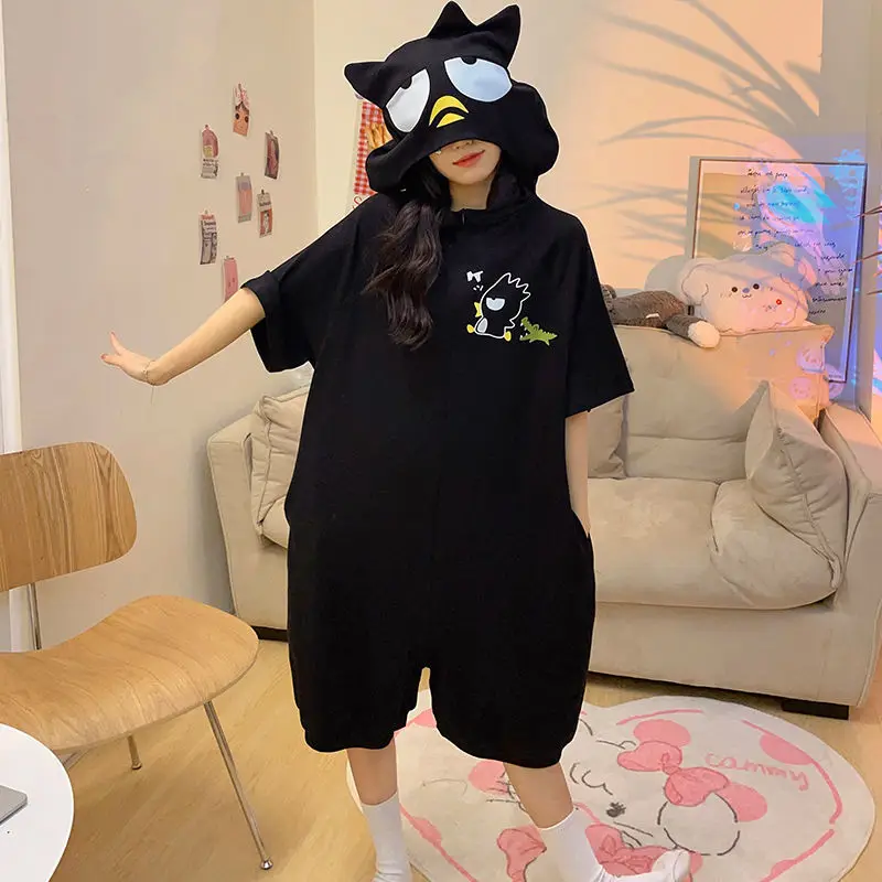 Anime Kawaii Sanrio Bad Badtz Maru Cartoon Women's Pajamas Summer Cotton Short-Sleeved Pajamas Loose Cute Hooded Home Clothing
Anime Kawaii Sanrio Bad Badtz Maru Cartoon Women's Pajamas Summer Cotton Short-Sleeved Pajamas Loose Cute Hooded Home Clothing