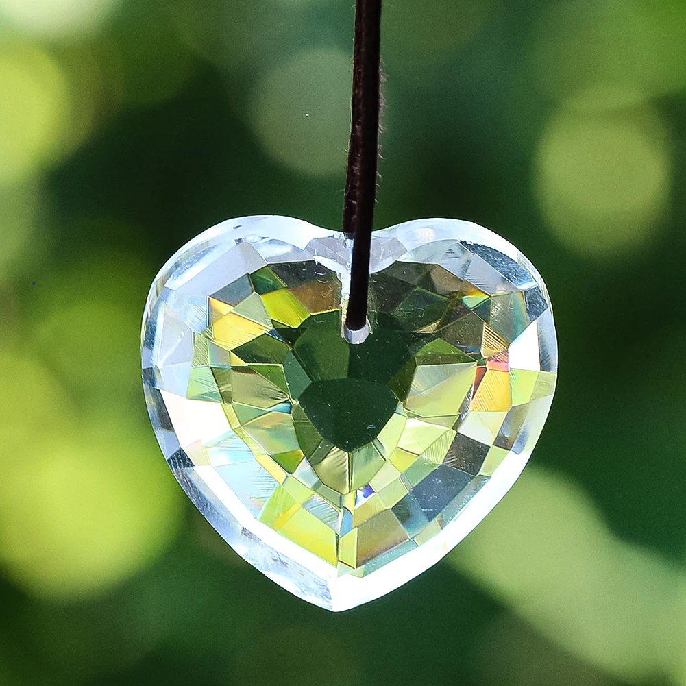 

2PC 33MM Clear Laser Faceted Prism Love Heart Glass Crystal Shining Sun Catcher Dangle Charm Chandelier Lamp Hanging Parts Decor