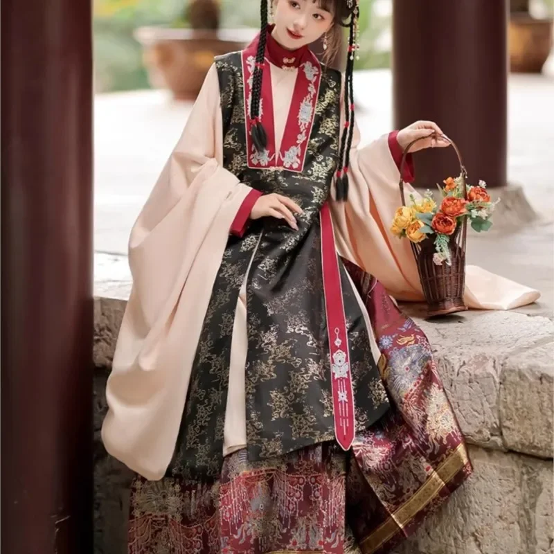 Оригинальная женская рубашка Ming Hanfu в китайском стиле, плетеная рубашка с длинными рукавами Bijia, юбка для макияжа с изображением лошади
Оригинальная женская рубашка Ming Hanfu в китайском стиле, плетеная рубашка с длинными рукавами Bijia, юбка для макияжа с изображением лошади