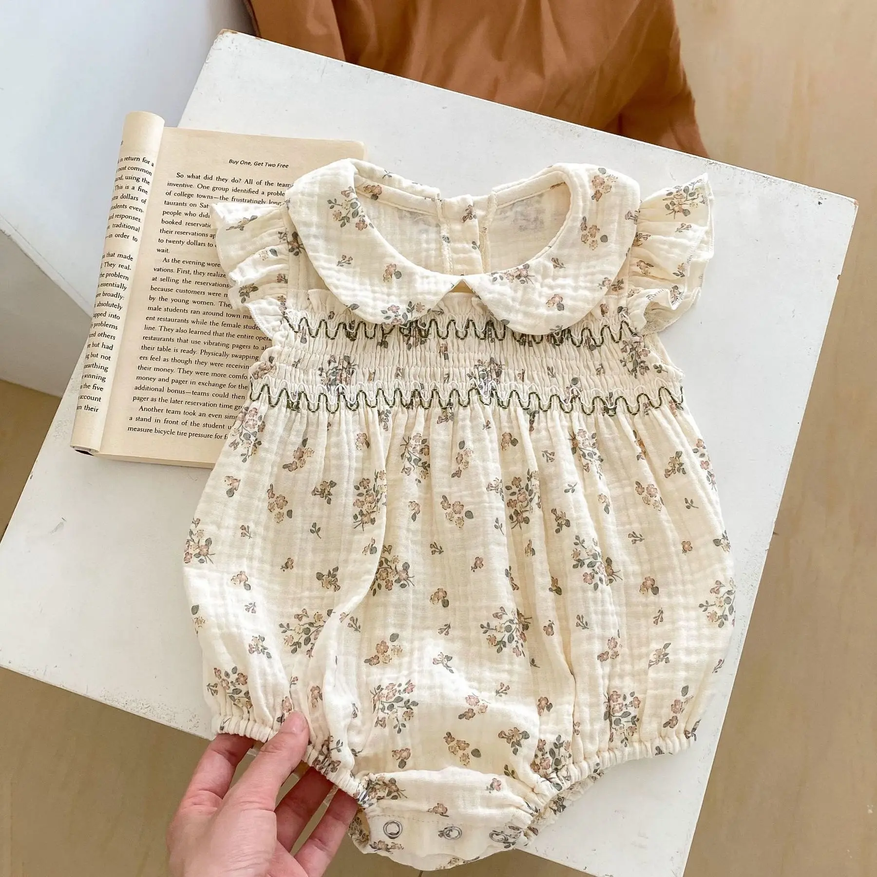 New Newborn Baby Rompers Summer Baby Girls Flowers Bodysuit Doll Collar Flying Sleeve Organic Cotton Stretch Jumpsuit Suit
New Newborn Baby Rompers Summer Baby Girls Flowers Bodysuit Doll Collar Flying Sleeve Organic Cotton Stretch Jumpsuit Suit