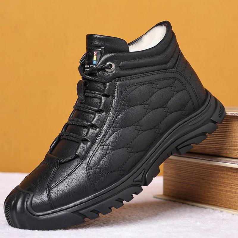 Winter Men Boots leather Waterproof Warm Fur Snow Boots Men Outdoor Casual Shoes Rubber fashion Ankle boots for men
Winter Men Boots leather Waterproof Warm Fur Snow Boots Men Outdoor Casual Shoes Rubber fashion Ankle boots for men