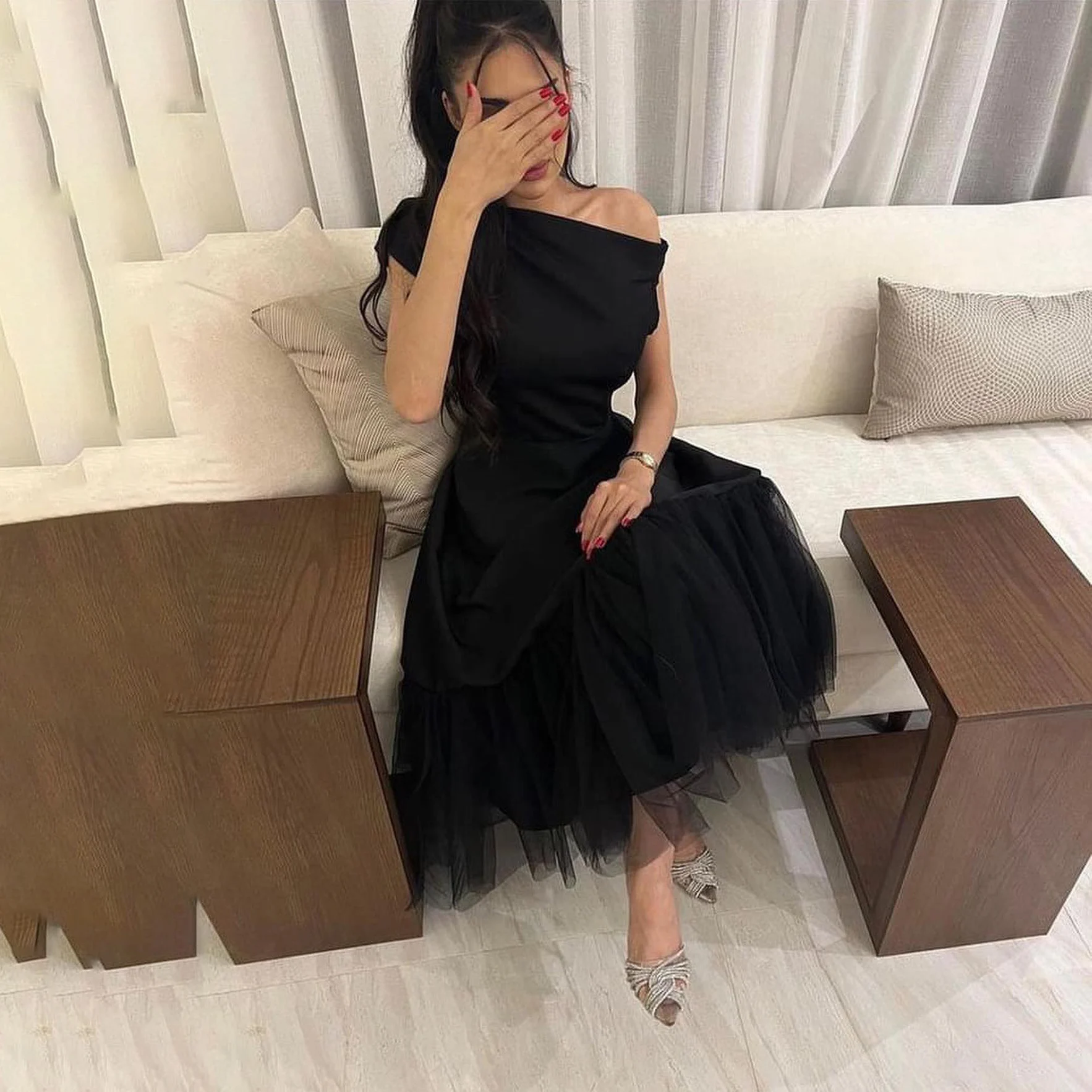 OEING One Shoulder Luxury Formal Evening Dresses Pleat Black Sleeveless فساتين سهرة Ankle Length Elegant Prom Gowns Party Women
OEING One Shoulder Luxury Formal Evening Dresses Pleat Black Sleeveless فساتين سهرة Ankle Length Elegant Prom Gowns Party Women