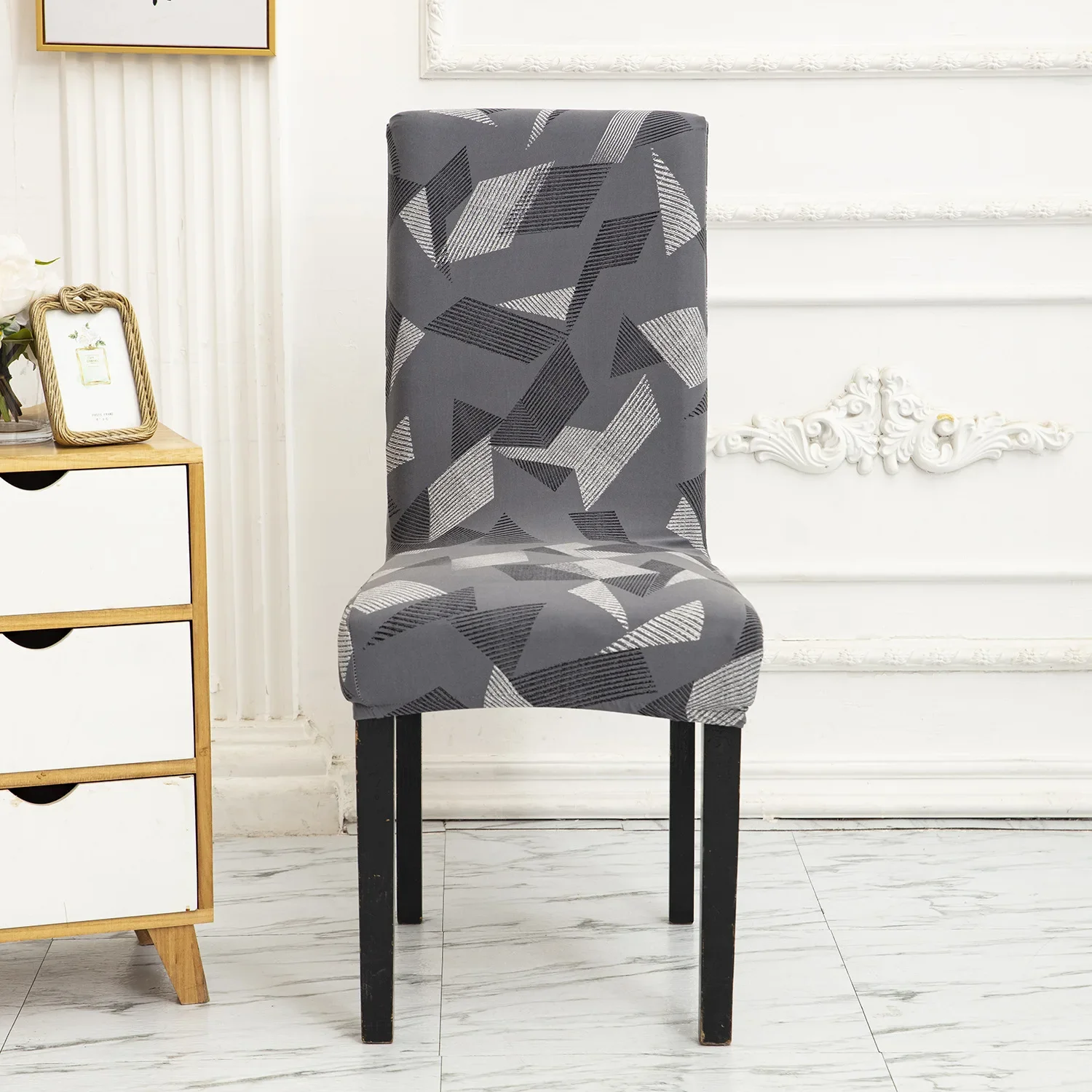 European Pattern Style Elastic Seat Cover Household Antifouling Chair Cover Hotel/Coffee Christmas Chair Cover Dirt Resistant
European Pattern Style Elastic Seat Cover Household Antifouling Chair Cover Hotel/Coffee Christmas Chair Cover Dirt Resistant