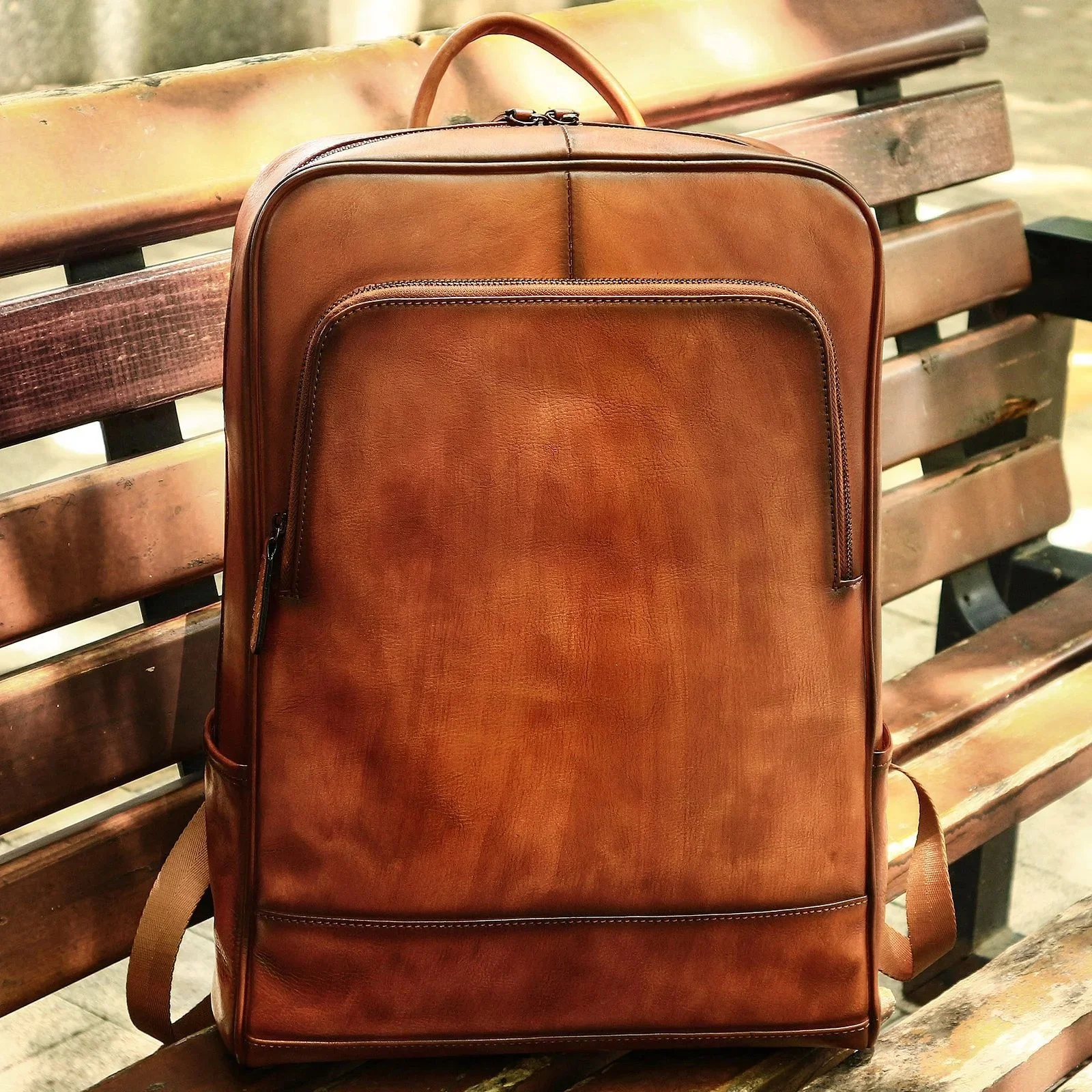Men's Retro Zipper Leather Backpack Large Capacity Travel School Bag For Men Laptop Bags
Men's Retro Zipper Leather Backpack Large Capacity Travel School Bag For Men Laptop Bags