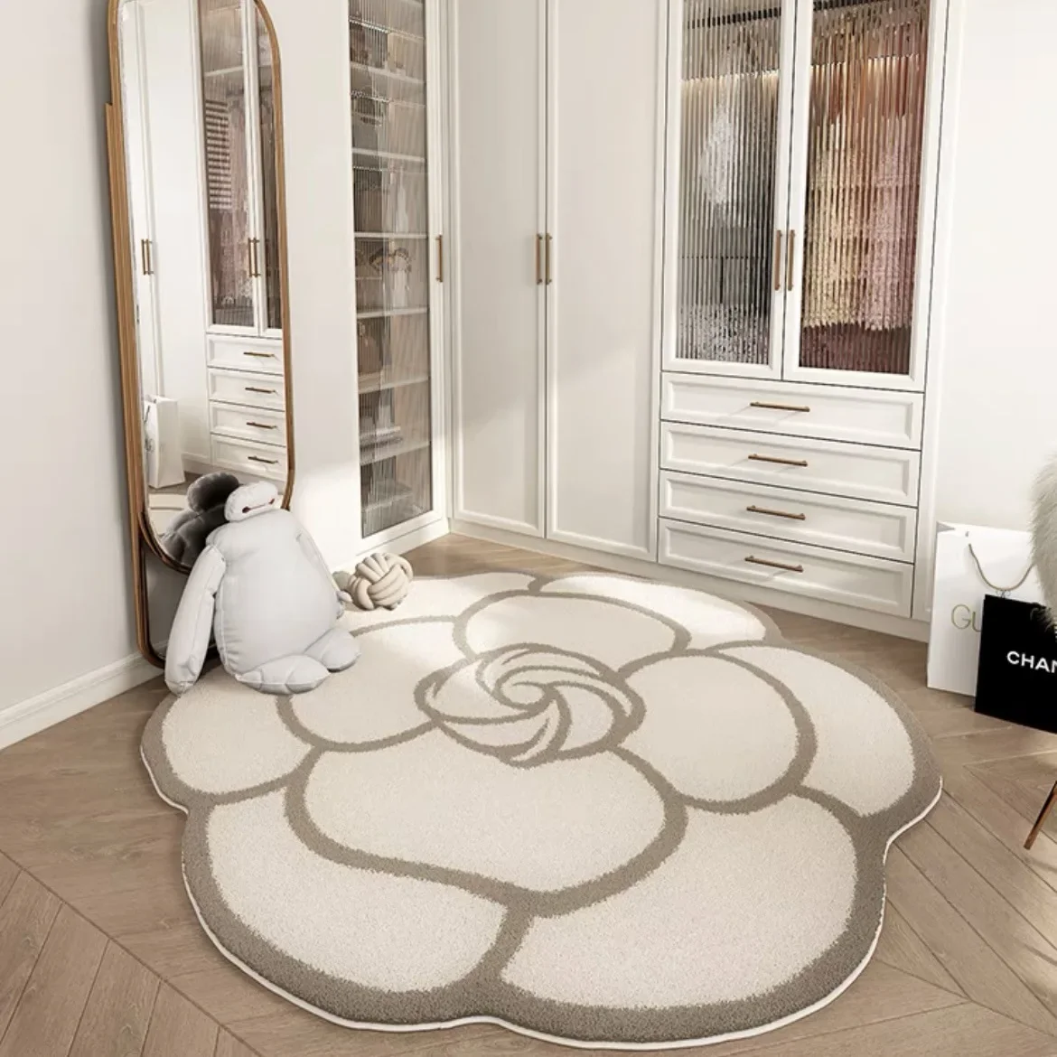 Simple Living Room Decoration Shaped Carpet Light Luxury Round Floor Mat Irregular Plush Lounge Rug Fluffy Soft Rugs for Bedroom
Simple Living Room Decoration Shaped Carpet Light Luxury Round Floor Mat Irregular Plush Lounge Rug Fluffy Soft Rugs for Bedroom