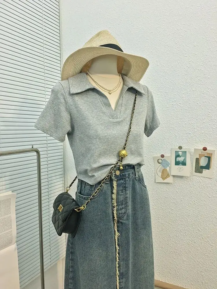 BEENLE Summer Korean Fashion Curved Hem Sexy Girl Short Sleeve T-shirt Female Lapel Show Thin Solid Woman Short Polo Shirt Top
BEENLE Summer Korean Fashion Curved Hem Sexy Girl Short Sleeve T-shirt Female Lapel Show Thin Solid Woman Short Polo Shirt Top
