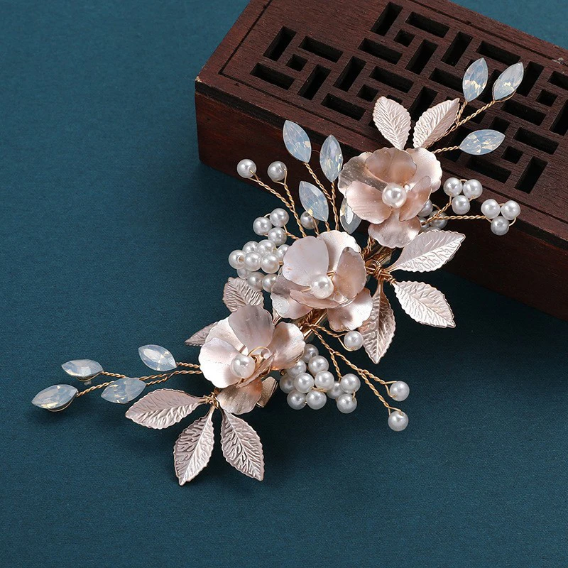 Luxury Bridal Crown Wedding Hair Accessories Bride Tiara And Headdress Rhinestone Pearl Flowers Headband For Women Headpiece
Luxury Bridal Crown Wedding Hair Accessories Bride Tiara And Headdress Rhinestone Pearl Flowers Headband For Women Headpiece