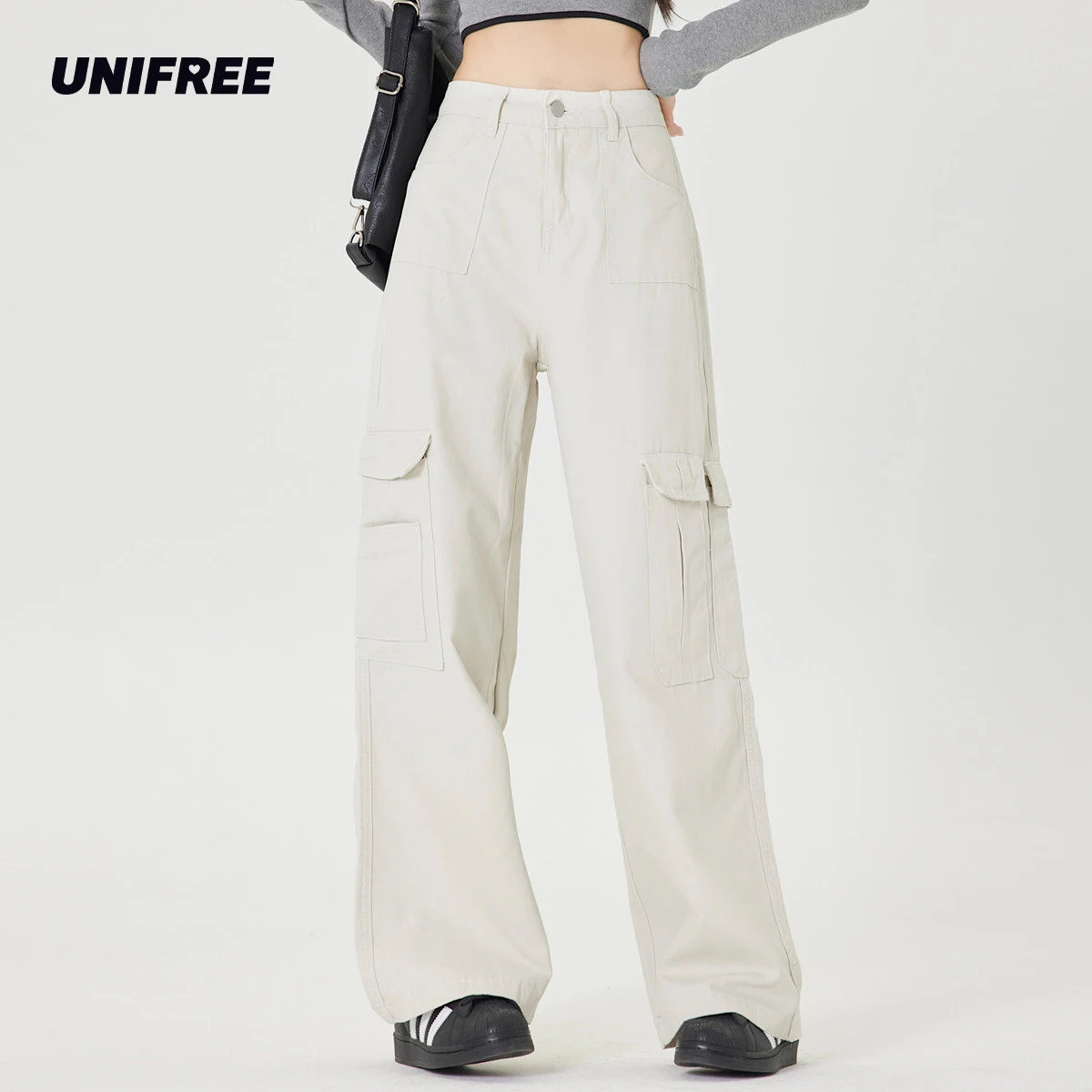 UNIFREE High Street Casual Jeans Overalls Solid Color Loose Wide Leg Cargo Pants American Retro 90's Oversized Y2k Pants
UNIFREE High Street Casual Jeans Overalls Solid Color Loose Wide Leg Cargo Pants American Retro 90's Oversized Y2k Pants