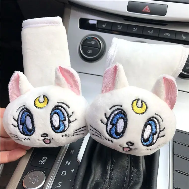 Plush Luna Cat Kitty Car Hand Brake Gear Shift Knob Cover Case Car Interior Decor Shift Knob Shell Covers Universal
Plush Luna Cat Kitty Car Hand Brake Gear Shift Knob Cover Case Car Interior Decor Shift Knob Shell Covers Universal
