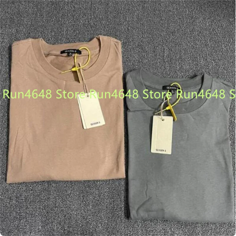 21SS New Kanye West Season 6 T Shirt Men Women 100% Cotton Oversized Top Tees Hip Hop Summer Style Season 6 T-Shirts
21SS New Kanye West Season 6 T Shirt Men Women 100% Cotton Oversized Top Tees Hip Hop Summer Style Season 6 T-Shirts