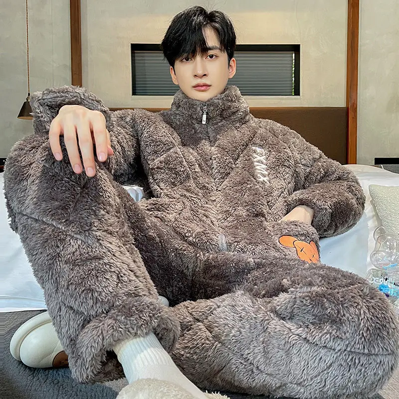 2024 New Fashion Men Winter Plush Warm Loungewear Three-layer Cotton Padded Sleepwear Male Flannel Zipper Casual Pajamas Suit
2024 New Fashion Men Winter Plush Warm Loungewear Three-layer Cotton Padded Sleepwear Male Flannel Zipper Casual Pajamas Suit