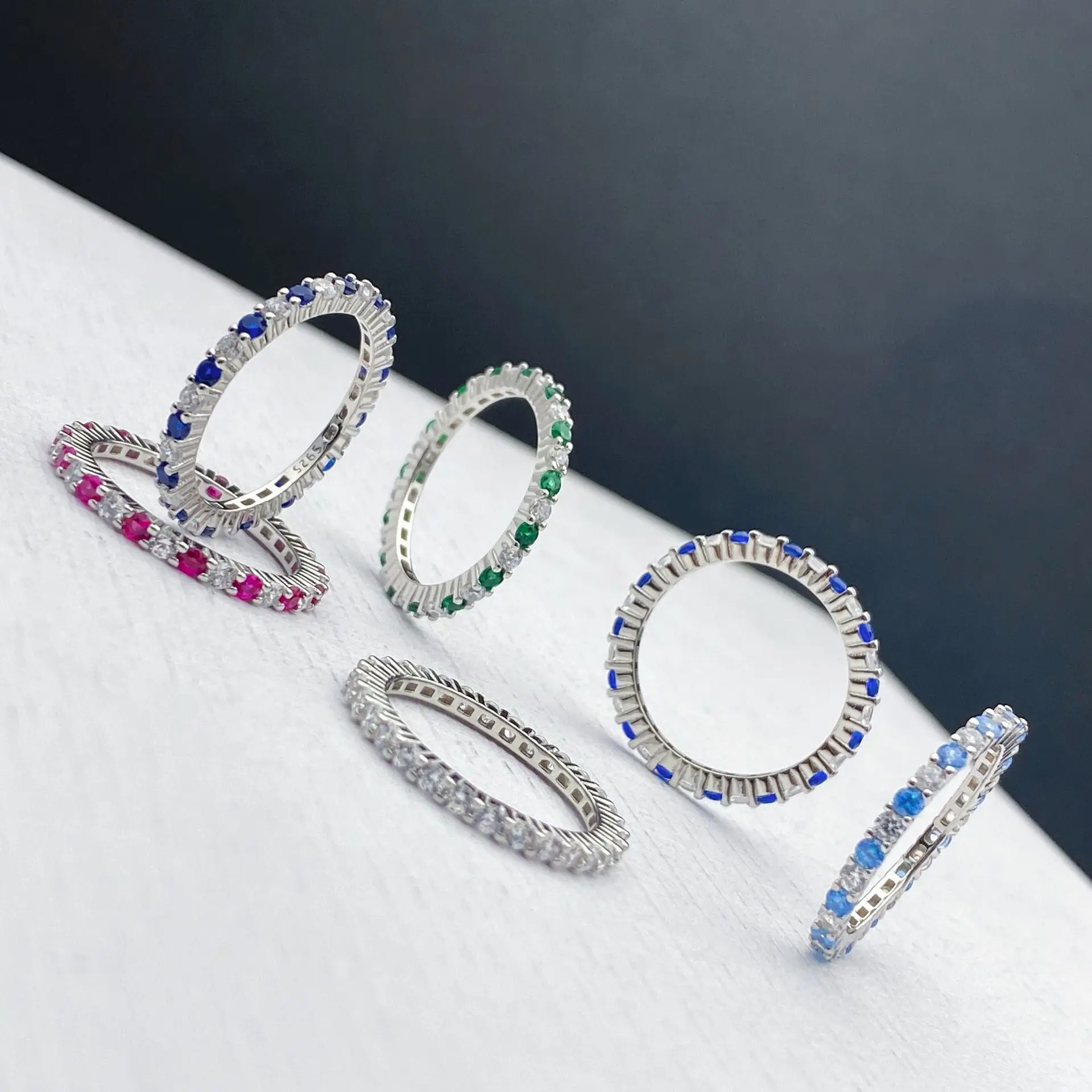 Jewelry S925 Silver Ring Colorful Design Cool Style INS Personalized Simple Fine Row Diamond Versatile
Jewelry S925 Silver Ring Colorful Design Cool Style INS Personalized Simple Fine Row Diamond Versatile
