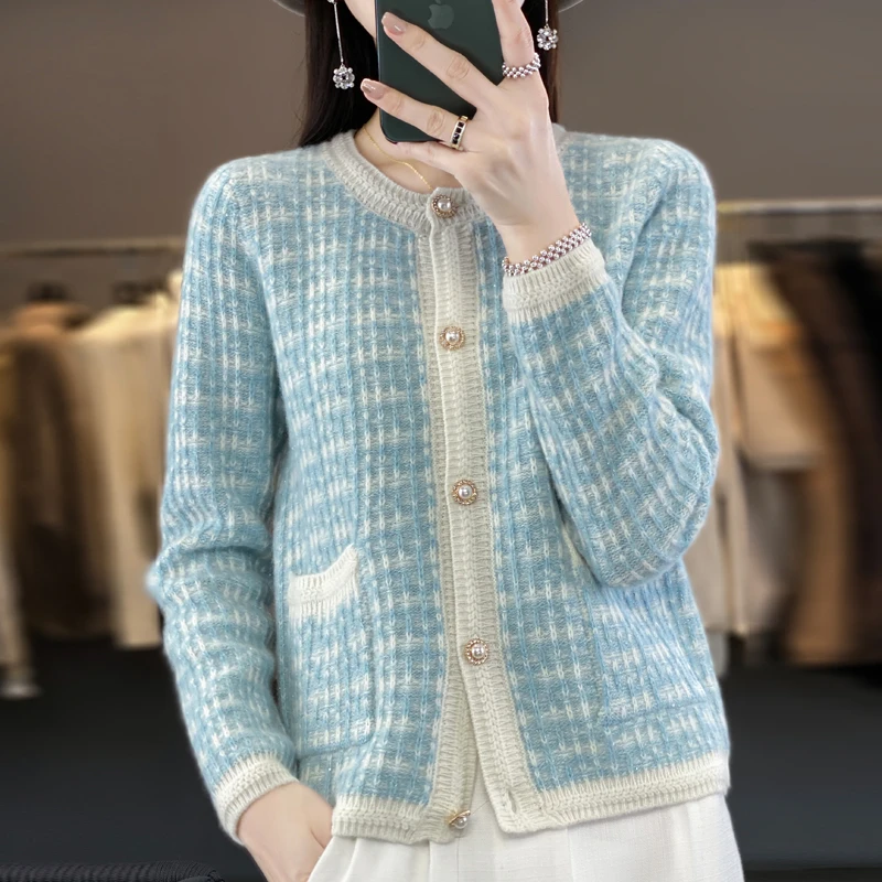Blue Wool Cardigan Sweater Women O-neck Long Sleeve Top Korean Fragrant Style Cardigan Pockets Plus Size Coat Autumn Knit Jacket
Blue Wool Cardigan Sweater Women O-neck Long Sleeve Top Korean Fragrant Style Cardigan Pockets Plus Size Coat Autumn Knit Jacket