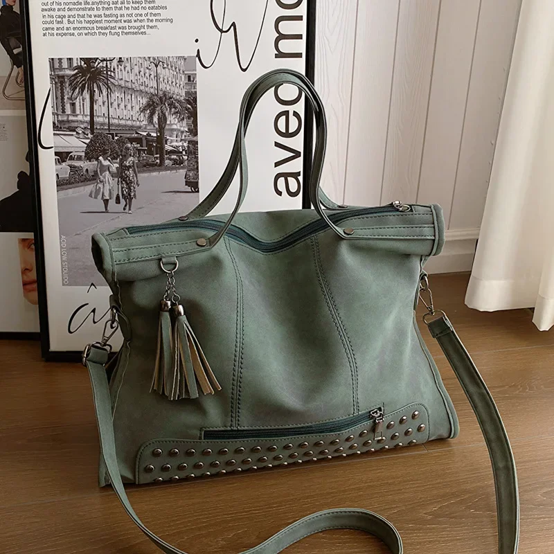 2024 Rivets Tassel Shoulder Crossbody Bag For Women Large Capacity Frosted Handheld Shoulder Tote Bag Luxury Designer Handbag
2024 Rivets Tassel Shoulder Crossbody Bag For Women Large Capacity Frosted Handheld Shoulder Tote Bag Luxury Designer Handbag